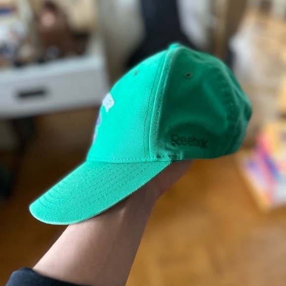 Canucks Ball Cap - Picture 6 of 6